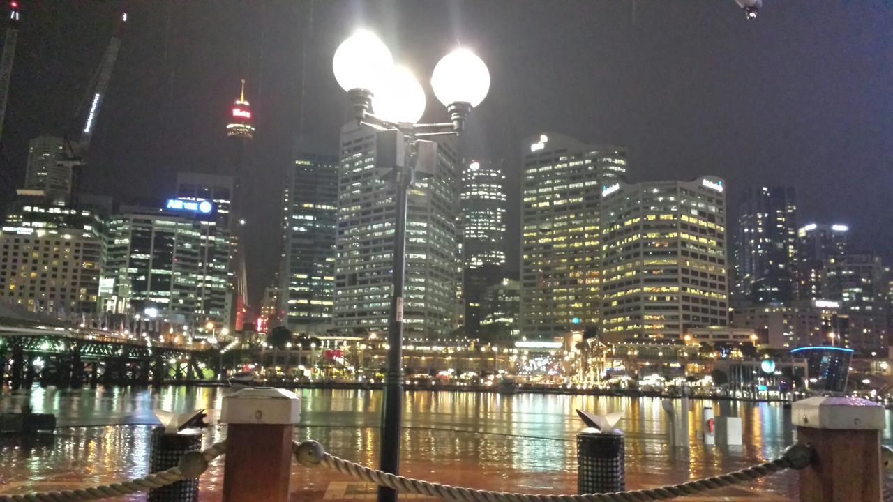 Darling Harbour 2 Bedroom Apartment シドニー エクステリア 写真